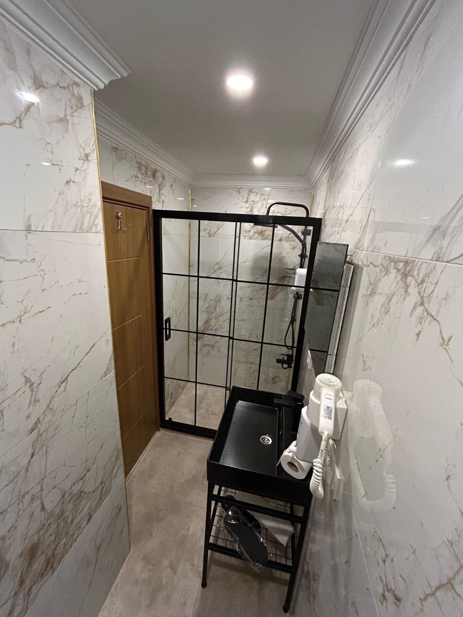 Hira Hotel Istanbul Eksteriør billede